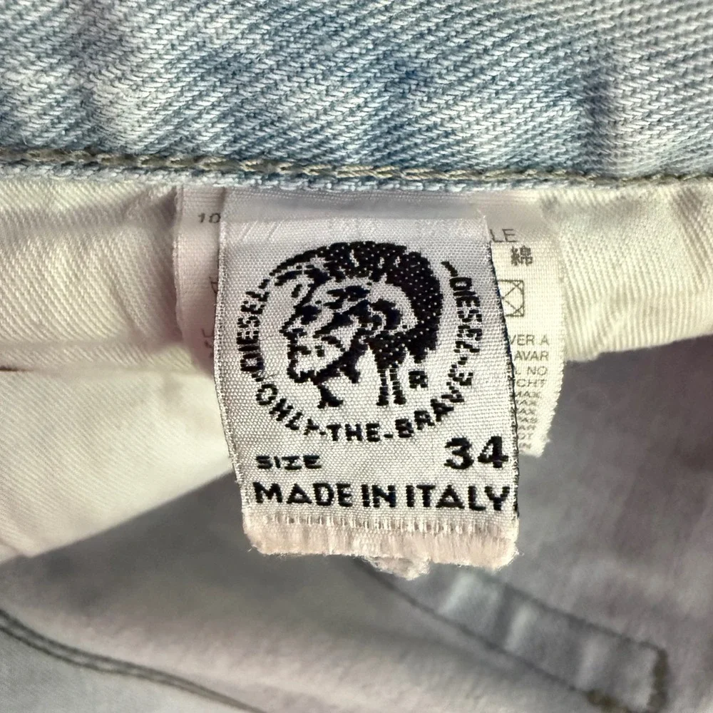 Diesel Ravix Mens 34x30 Light Blue Wash Bootcut Wide Leg Jeans Made in Italy